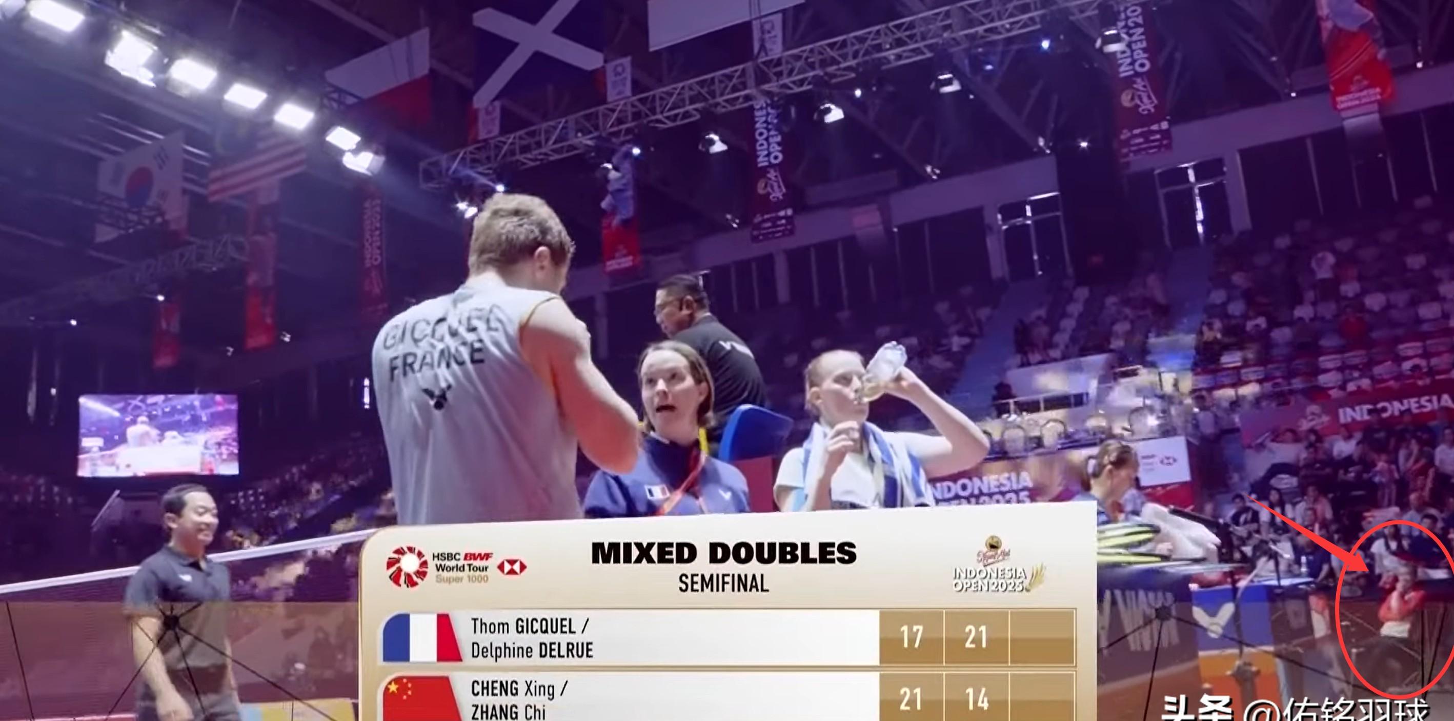 韩国队横扫印尼队,石宇奇统治全场 韩国队横扫印尼队,石宇奇统治全场