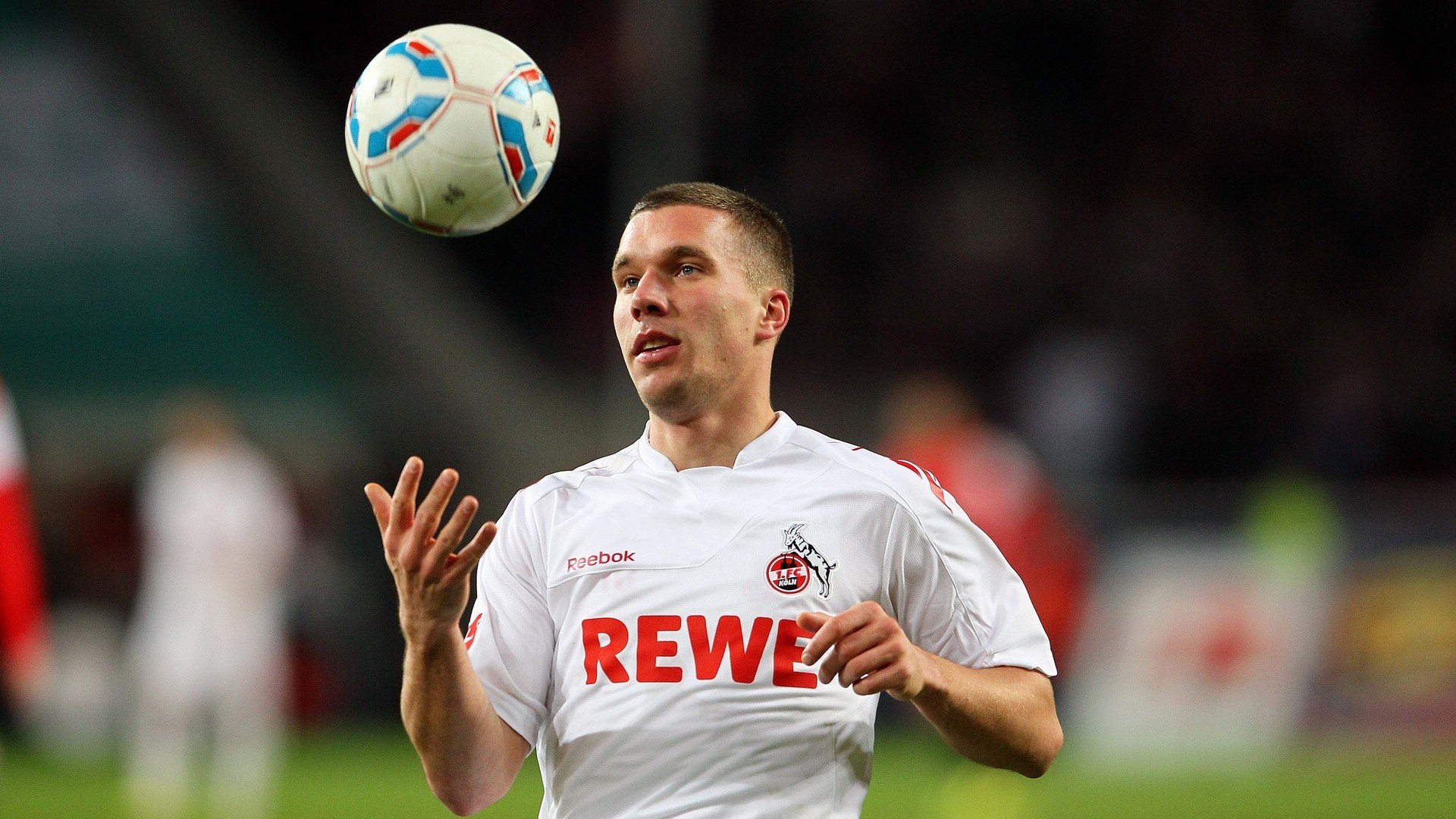 绿茵启示录，当切尔西绝杀伊拉克，劳塔罗在伯纳乌写下新序章