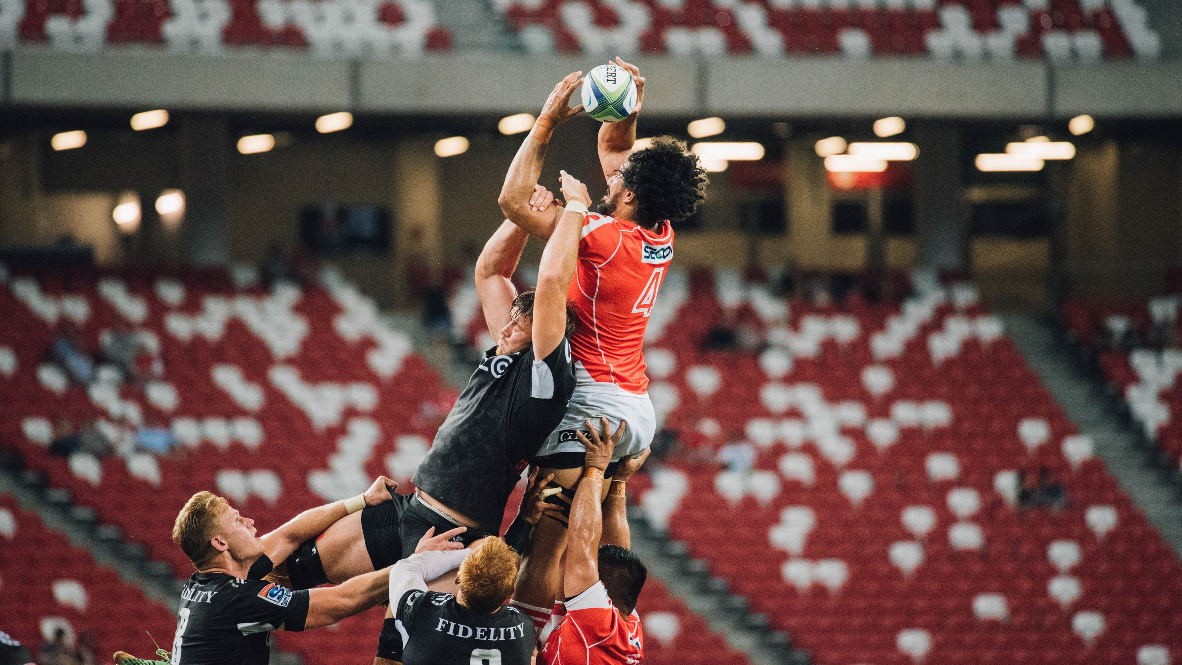 欧冠淘汰赛焦点战，热火击溃国王，战术与意志的双重胜利